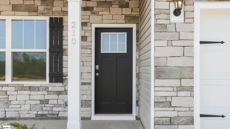 210 Alistar Avenue, Gray Court, SC 29645 - #3