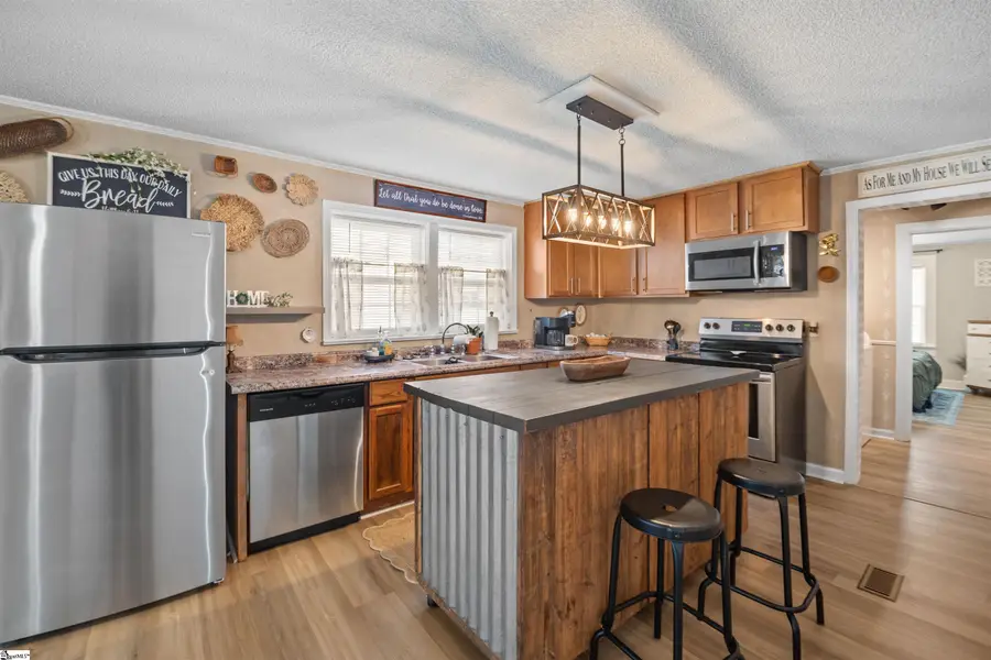 109 Pace Street, Easley, SC 29640 - #3