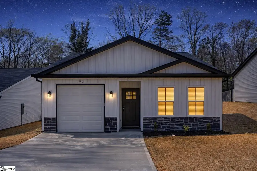 193 N Georgia Avenue, Chesnee, SC 29323 - #2