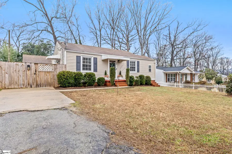 15 Essex Court, Greenville, SC 29609 - #3