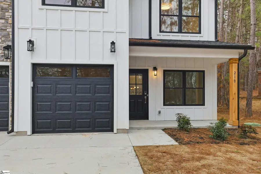 210 Giles Street, Anderson, SC 29621 - #3