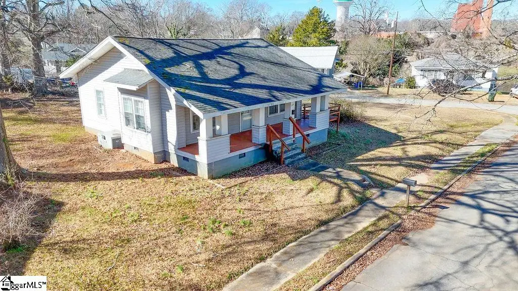 215 Louisiana Street, Honea Path, SC 29654 - #1