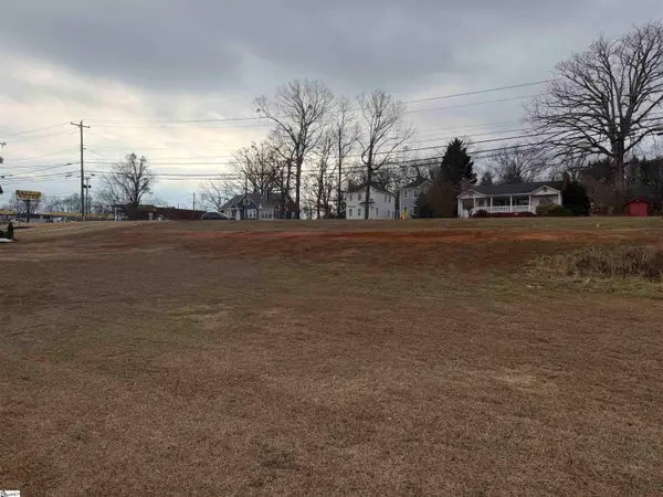 714 N Main Street, Greer, SC 29651