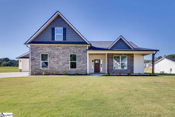 106 Old Glory Court, Pickens, SC 29671