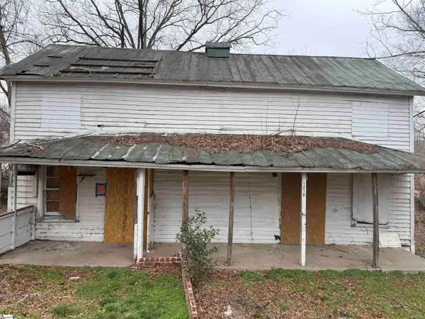 121 Saluda Street, Cowpens, SC 29330-9271