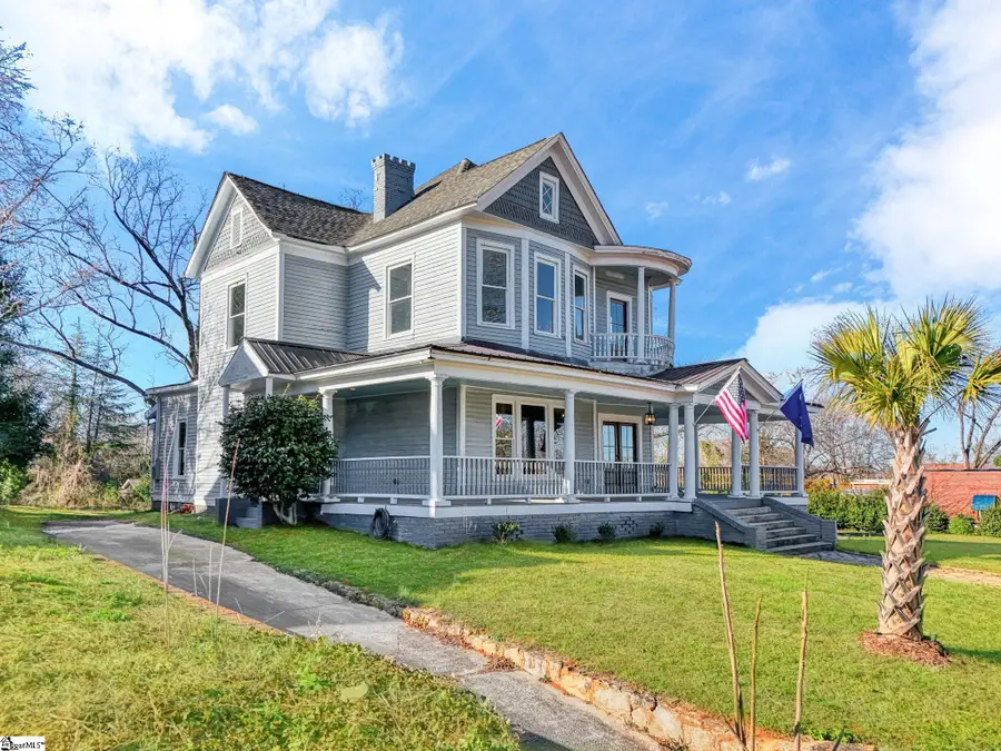 522 S Harper Street, Laurens, SC 29360 - #2