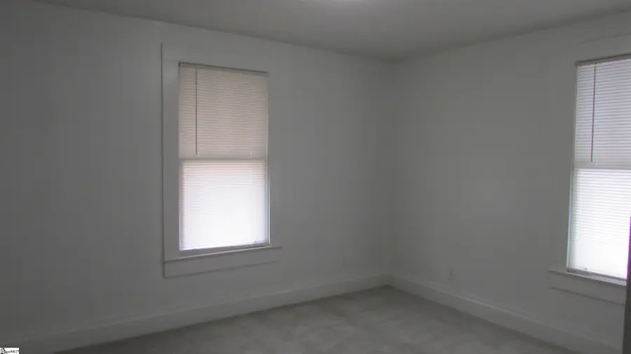 102 High Street, Laurens, SC 29360 - #3