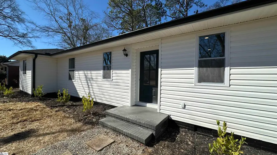 140 Lanier Street, Spartanburg, SC 29303 - #3