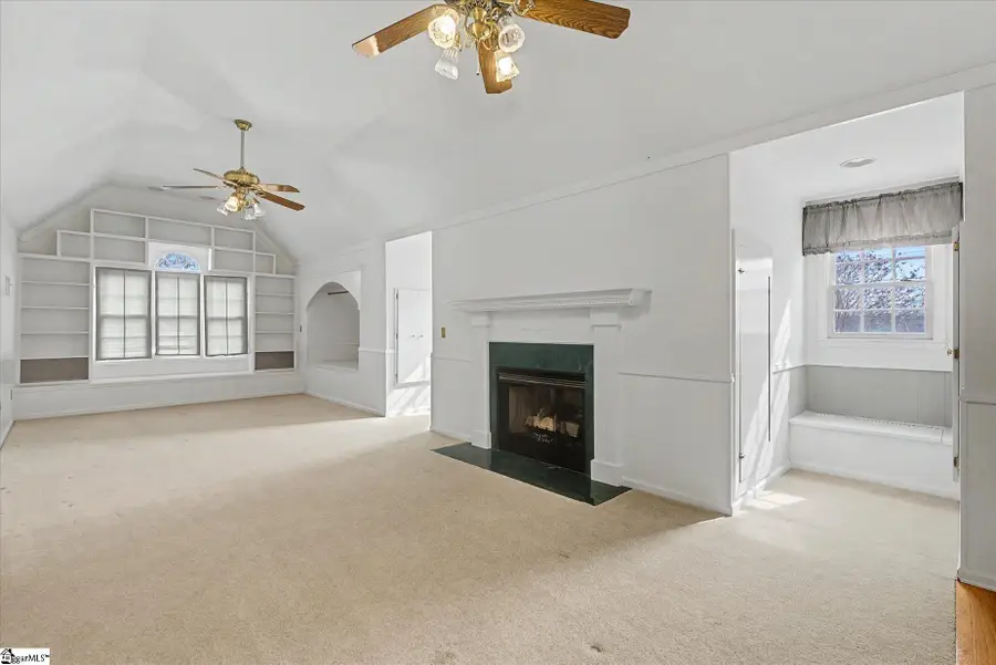 302 W Hampton Avenue, Honea Path, SC 29654 - #3