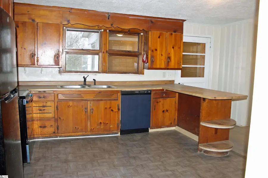 14 Elrod Street, Greenville, SC 29609-4334 - #3