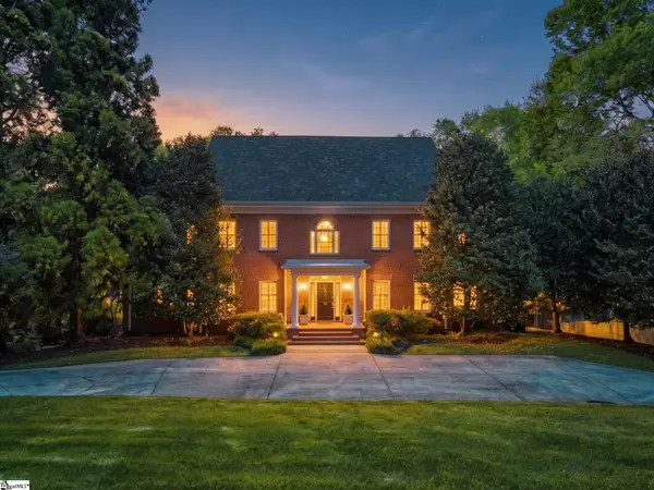 25 Club Forest Lane, Greenville, SC 29605