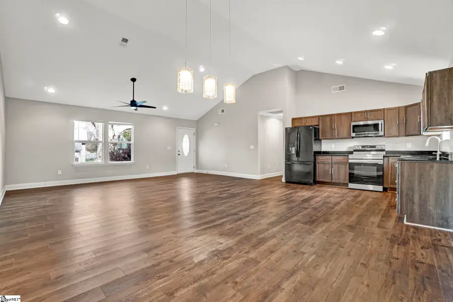 7 W 2nd Street, Williamston, SC 29697 - #3