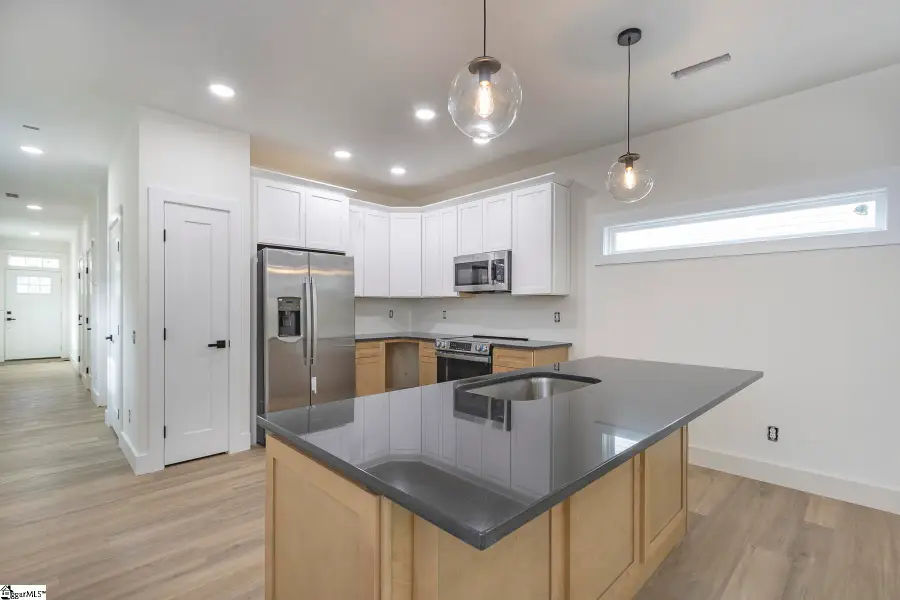 320 Thompson Street, Pendleton, SC 29670 - #2