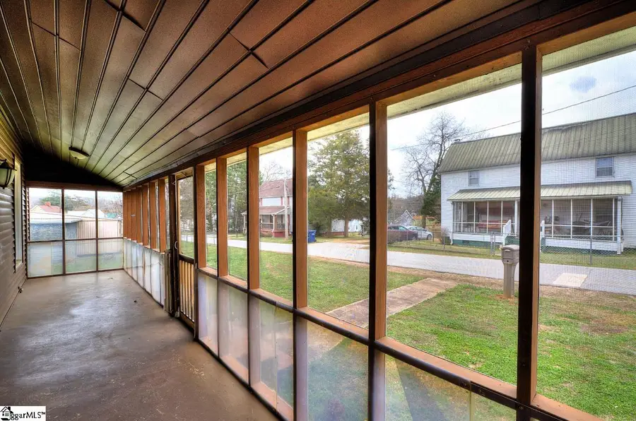 6 Lyman Street, Pelzer, SC 29669 - #2