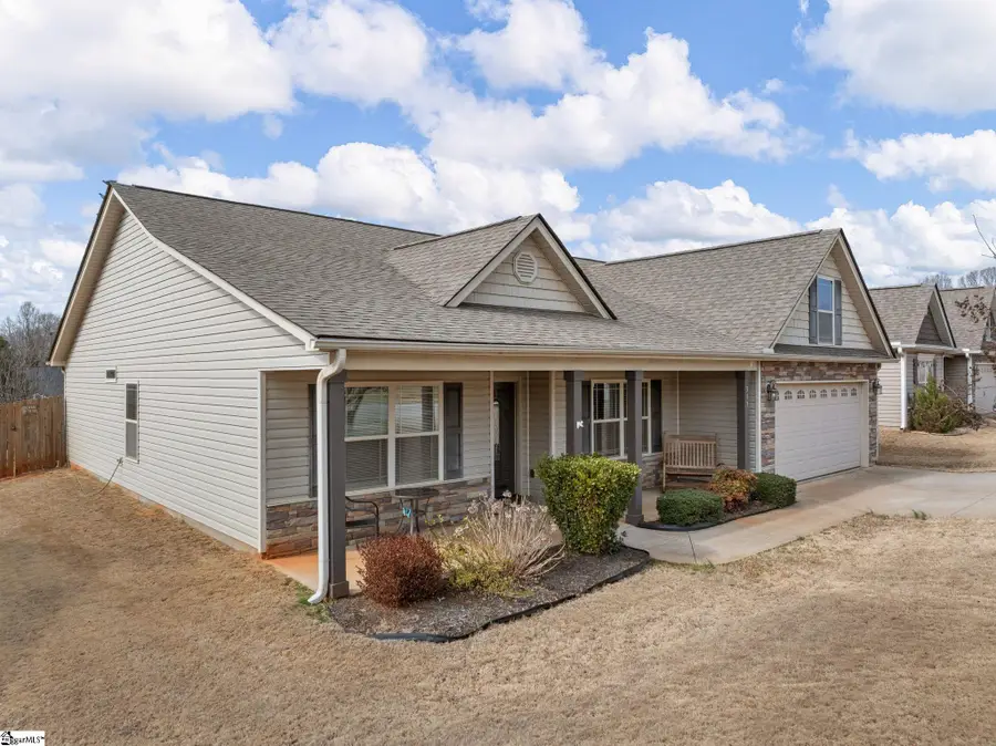 313 Highland Springs Loop, Inman, SC 29349 - #2