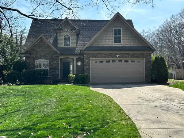 34 Oak Grove Lake Road, Greenville, SC 29615