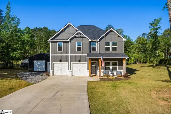 335 Amy Marie Lane, Roebuck, SC 29376