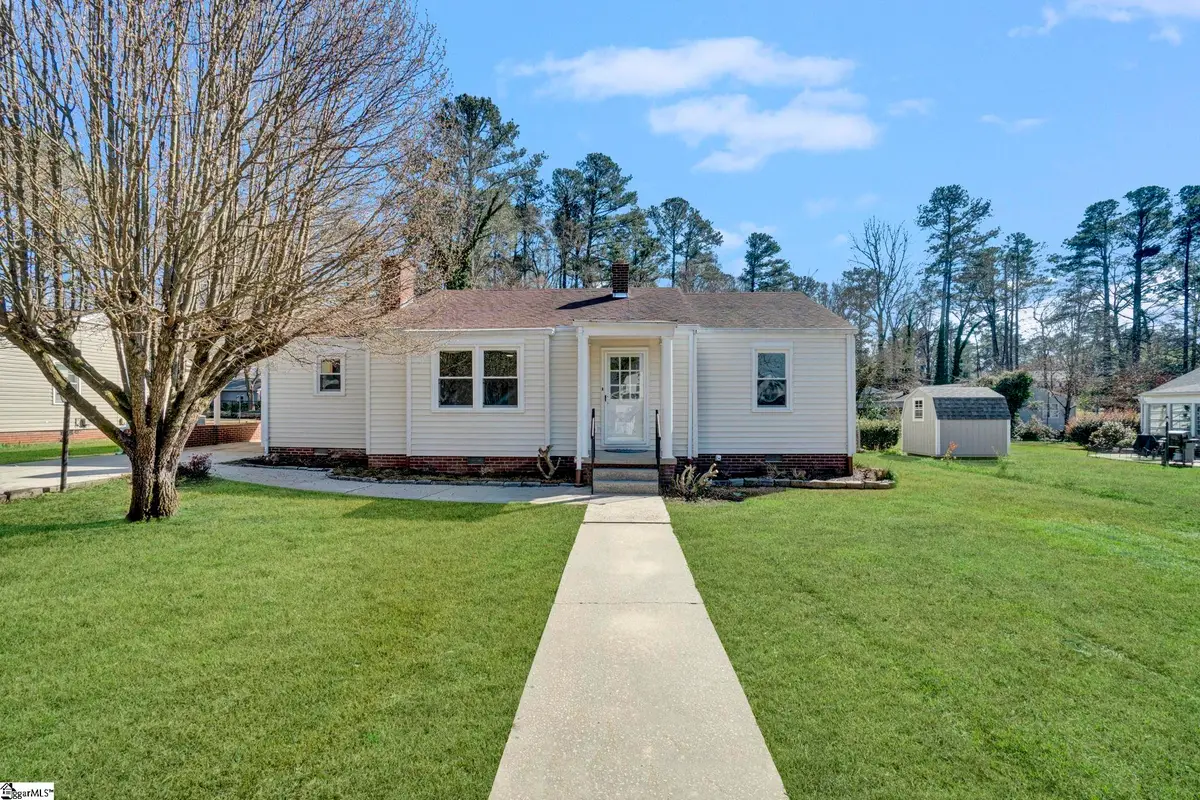 207 Elm Street, Clinton, SC 29325 - #1