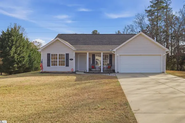 100 Muskogee Lane, Gray Court, SC 29645