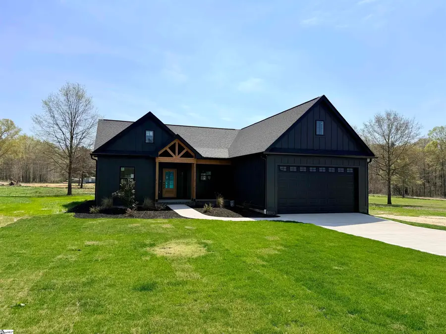 408 Edgewood Drive, Belton, SC 29627 - #2