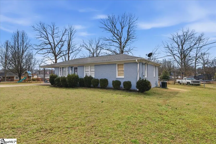 22 Ray Street, Greenville, SC 29611 - #3