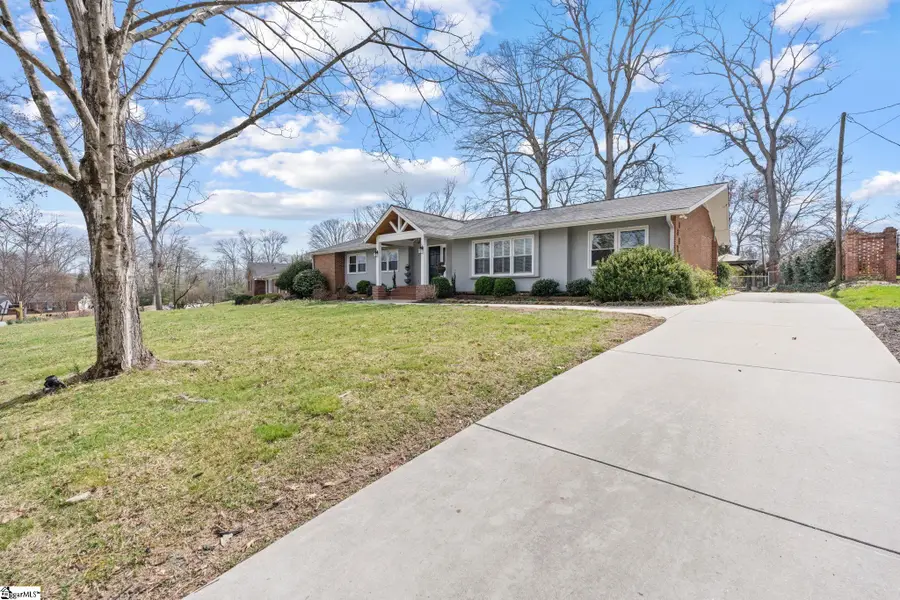 107 Hiawatha Drive, Greenville, SC 29615 - #3