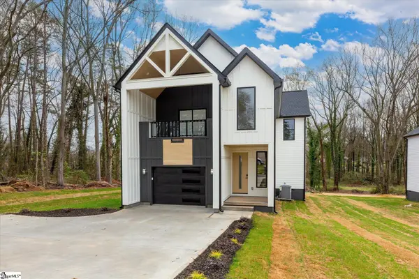 8 Mckinley Drive, Greenville, SC 29611