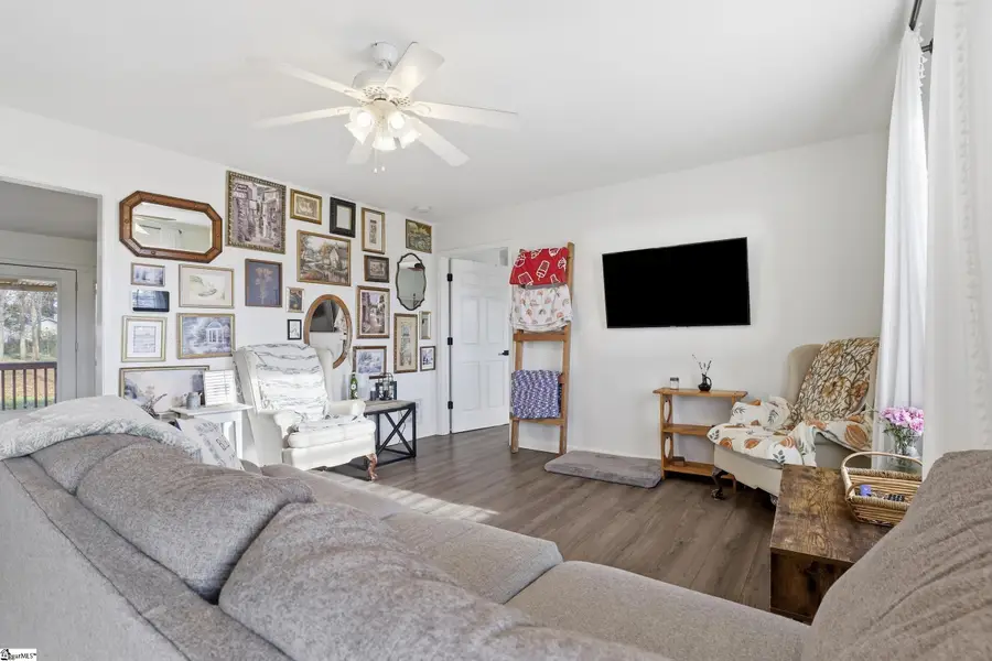 1519 E Calhoun Street, Anderson, SC 29621 - #3