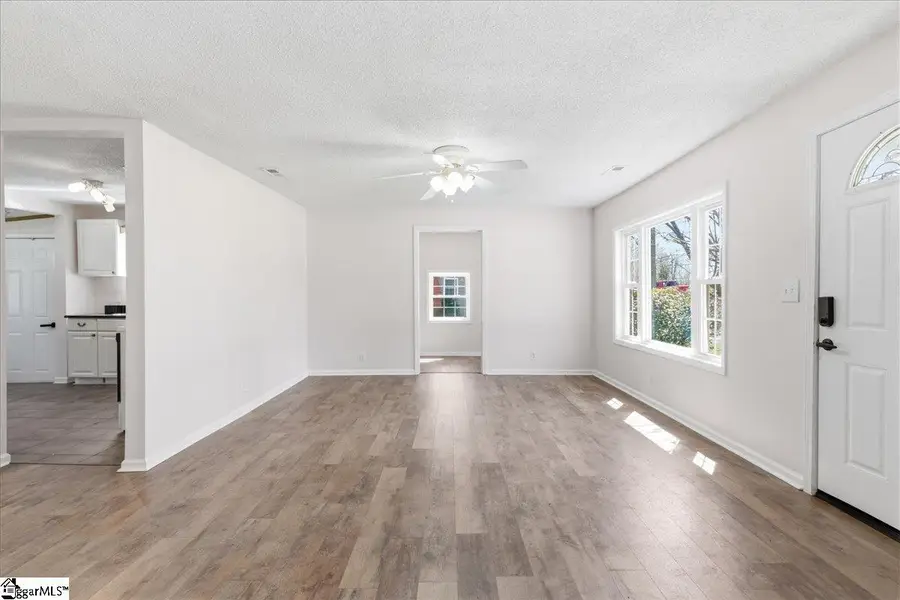 112 Newry Road, Seneca, SC 29672 - #3