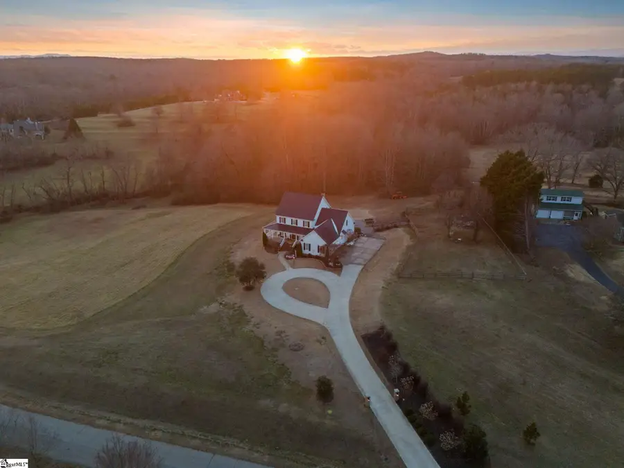 904 Laurelwood Way, Landrum, SC 29356 - #2