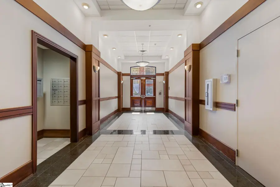 111 E Mcbee Avenue #Unit 307, Greenville, SC 29601 - #3