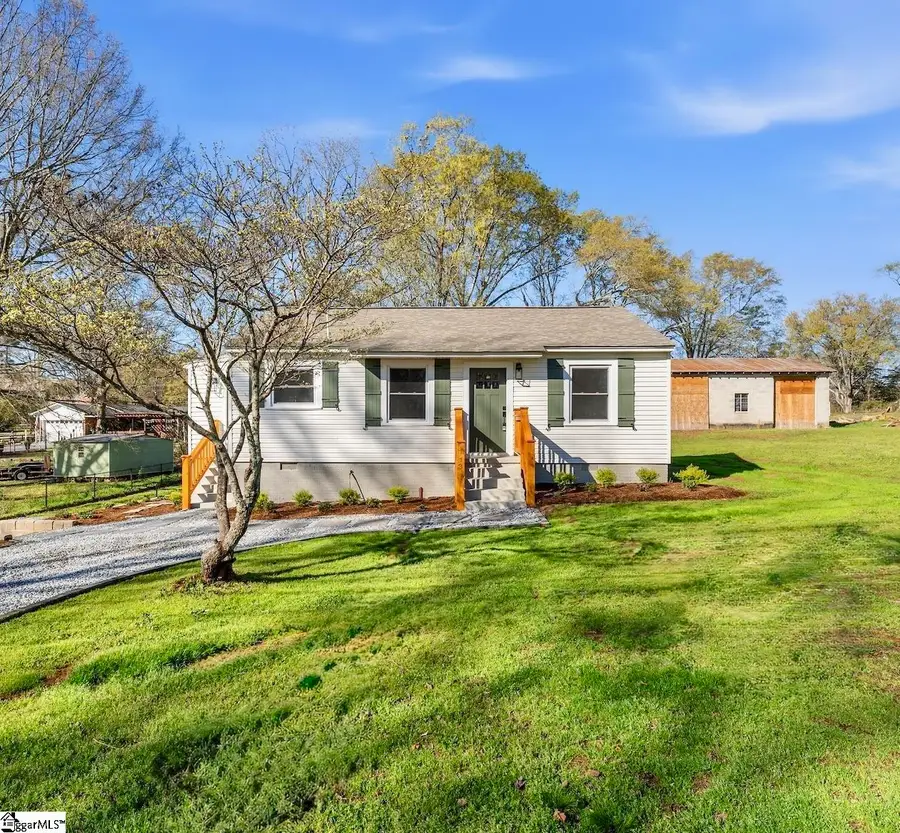 113 Guthrie Avenue, Belton, SC 29627 - #2