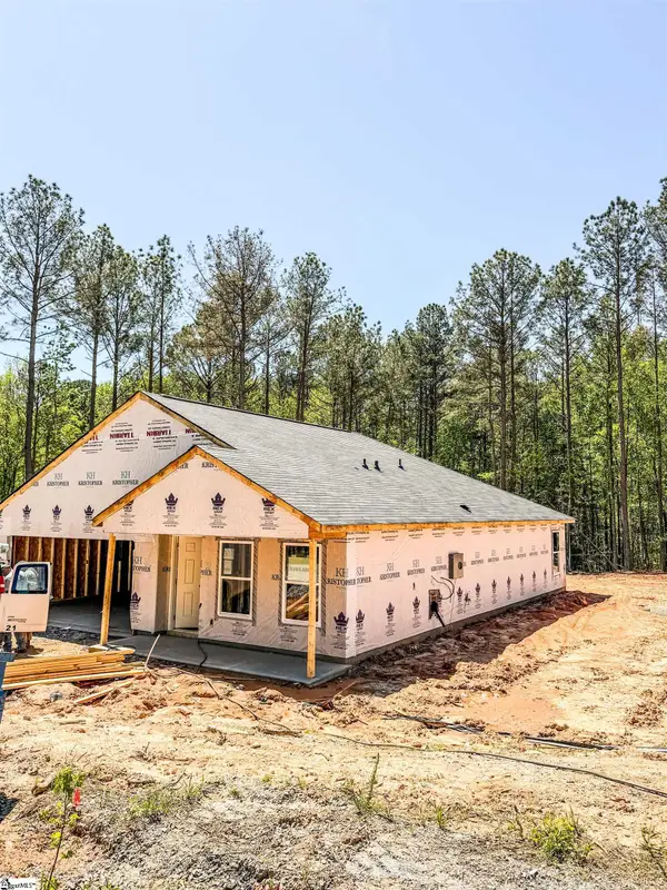 106 Heatherwood Drive, Gray Court, SC 29645