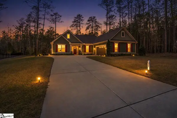 105 Charlotte Drive, McCormick, SC 29835