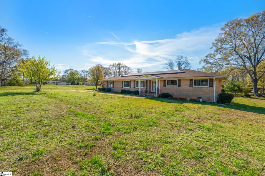 202 Park Road, Belton, SC 29627 - #3