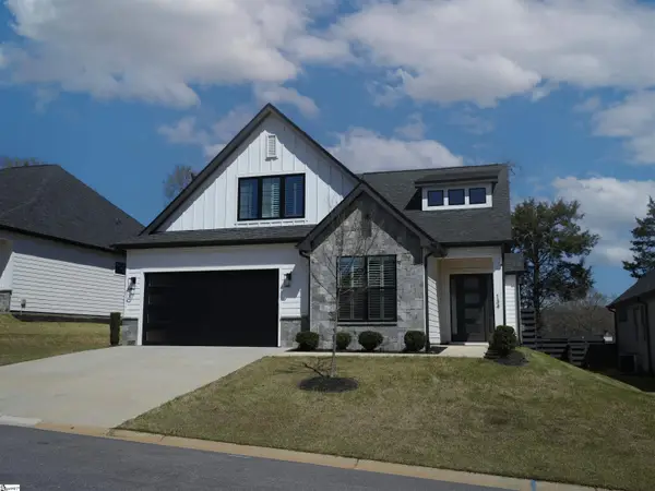 134 Winding Rock Road, Simpsonville, SC 29680-2486