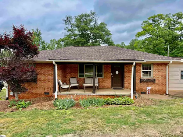 1406 Geer Highway, Travelers Rest, SC 29690