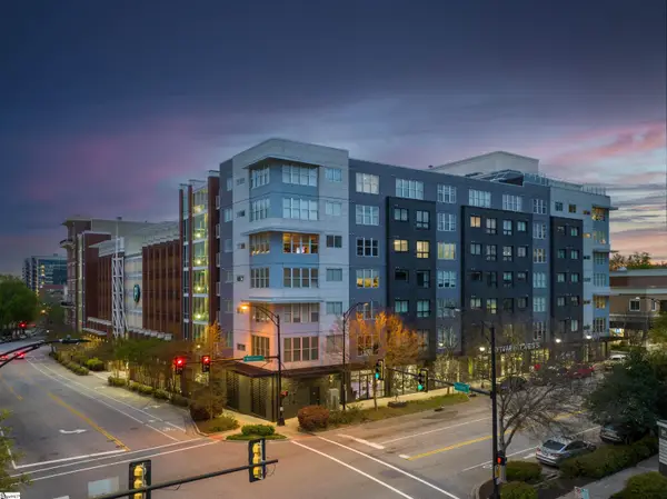 100 E Washinton Street #Unit 55, Greenville, SC 29601