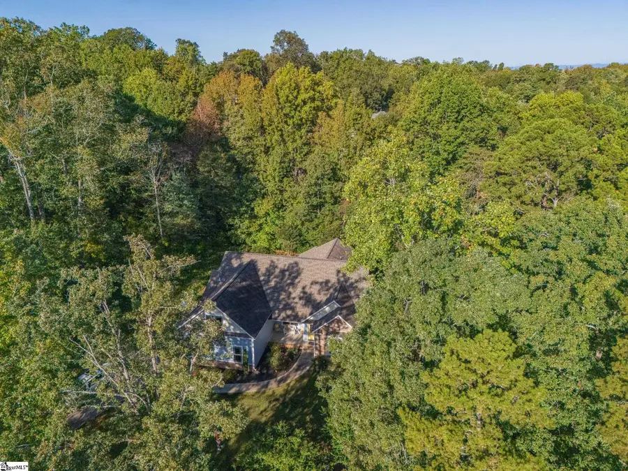 215 Windsor Road, Greer, SC 29651 - #2