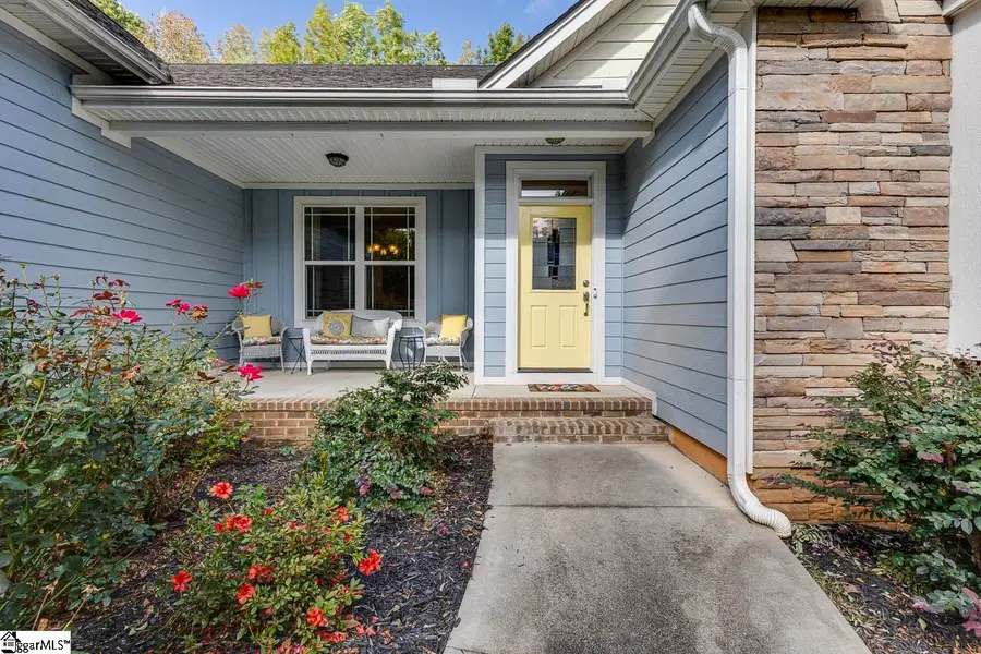 215 Windsor Road, Greer, SC 29651 - #3