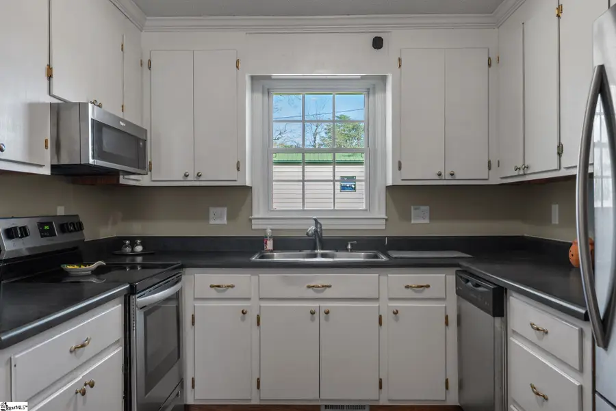 300 N Green Street, Williamston, SC 29697 - #3