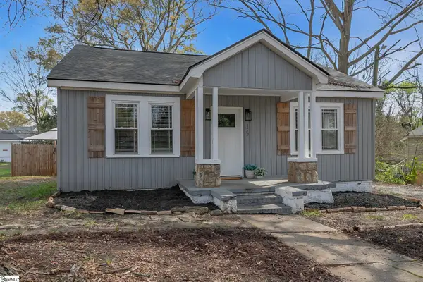 15 Piedmont Avenue, Greenville, SC 29611