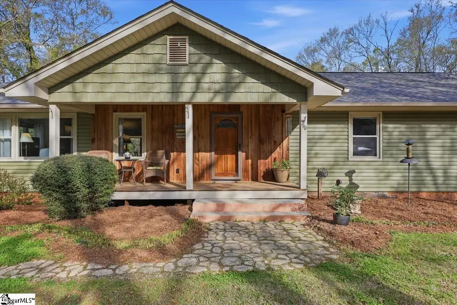 90 Southwood Drive, Greenville, SC 29605 - #3