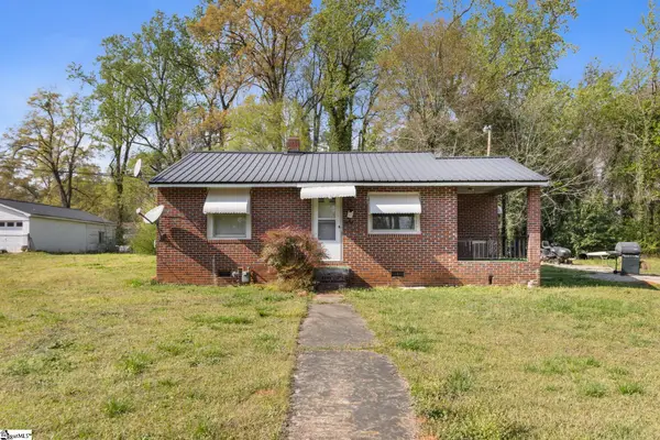 215 Truman Street, Laurens, SC 29360