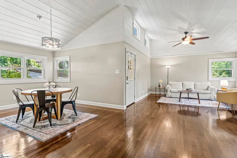 119 W Victoria Road, Spartanburg, SC 29301 - #2