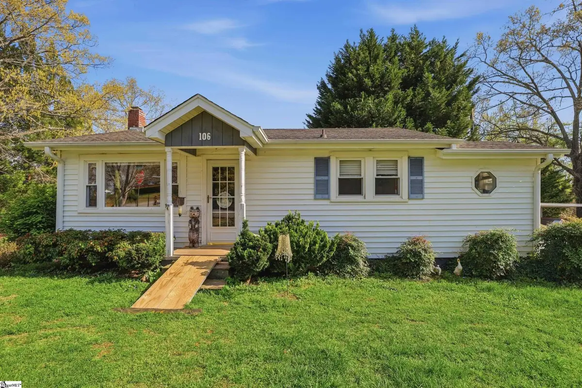 106 E Thompson Street, Landrum, SC 29356 - #1