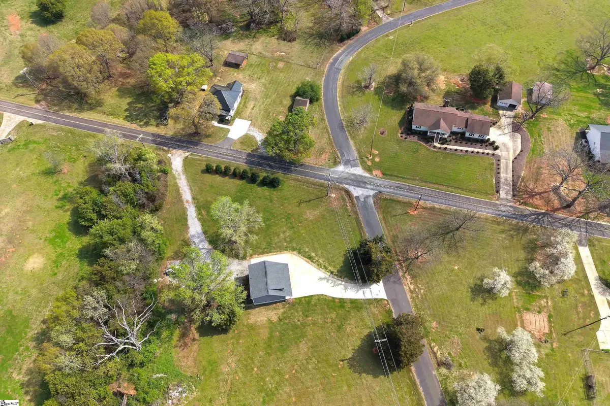 606 Lamar Mitchell Road, Belton, SC 29627 - #1