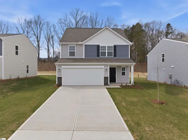 303 Meadow Gate Court, Fountain Inn, SC 29644