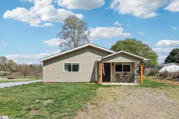 111 W Crawford Street, Landrum, SC 29356