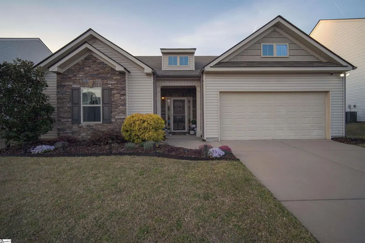 454 Wolfbend Road, Woodruff, SC 29388 - #1